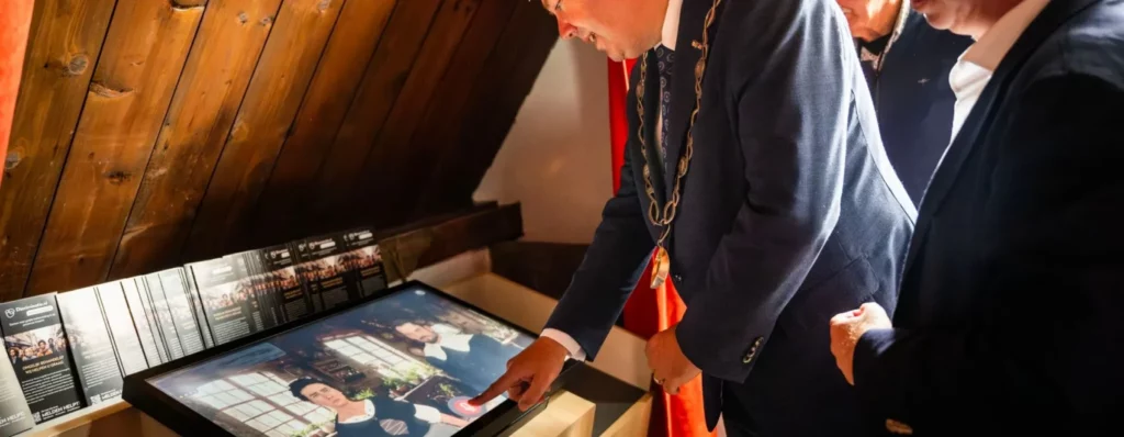 ANDERS?! — hoe AI in Museum de Heksenwaag de mechanismen van uitsluiting invoelbaar maakt